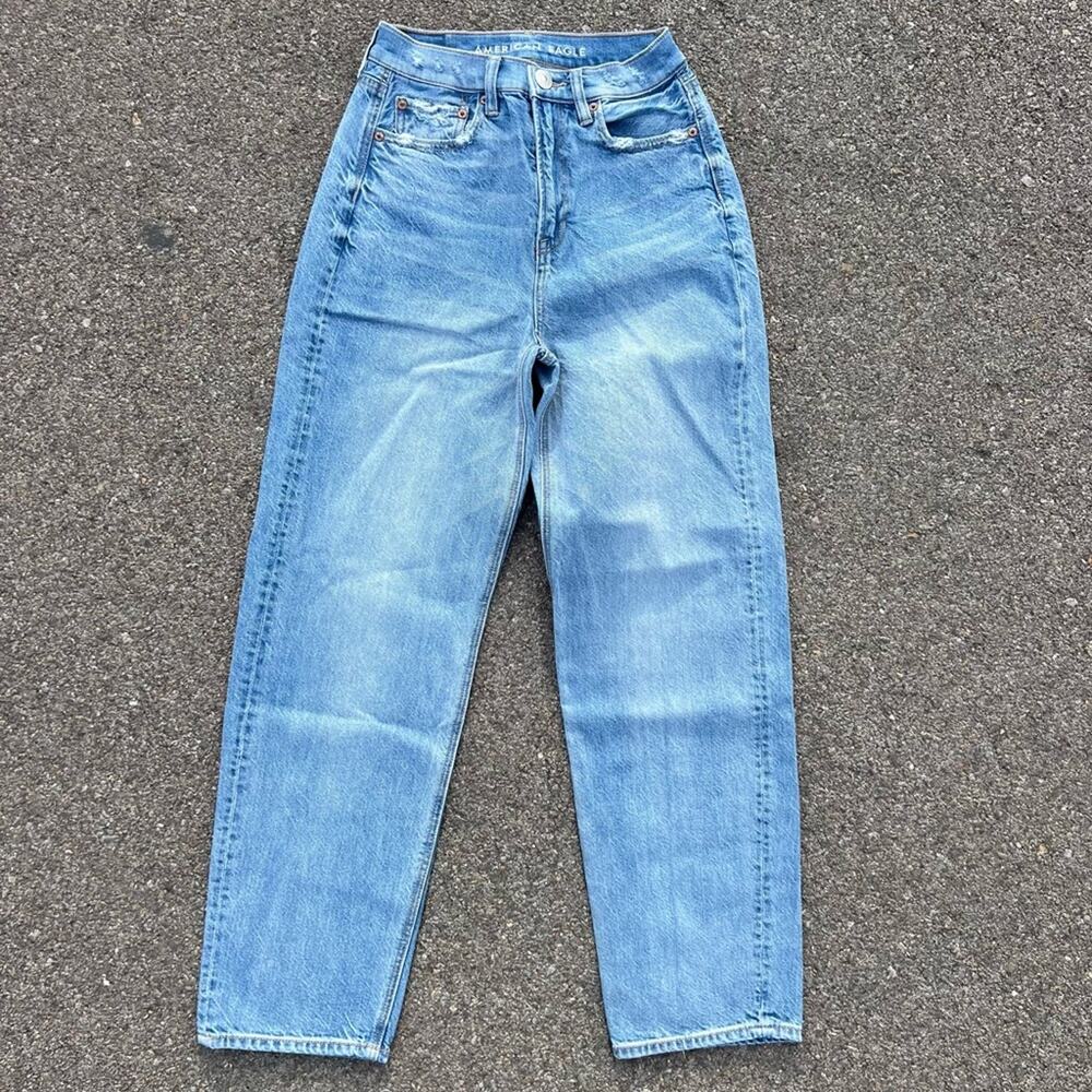 American Eagle Baggy Jean Distressed Light Wash 0 Short